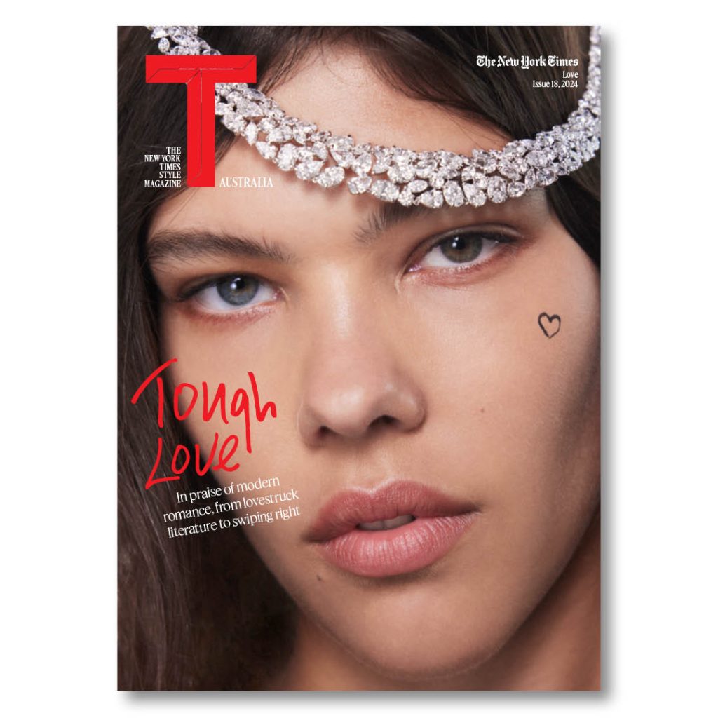 The cover of the "Amour" issue.